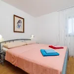 Pinty شقة