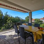 Pinty شقة *