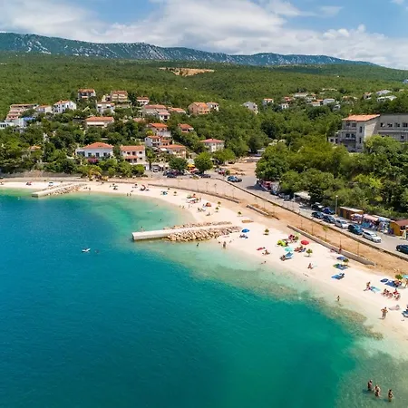 Pinty شقة جادرانوفو