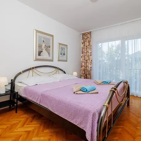 Pinty Apartment
